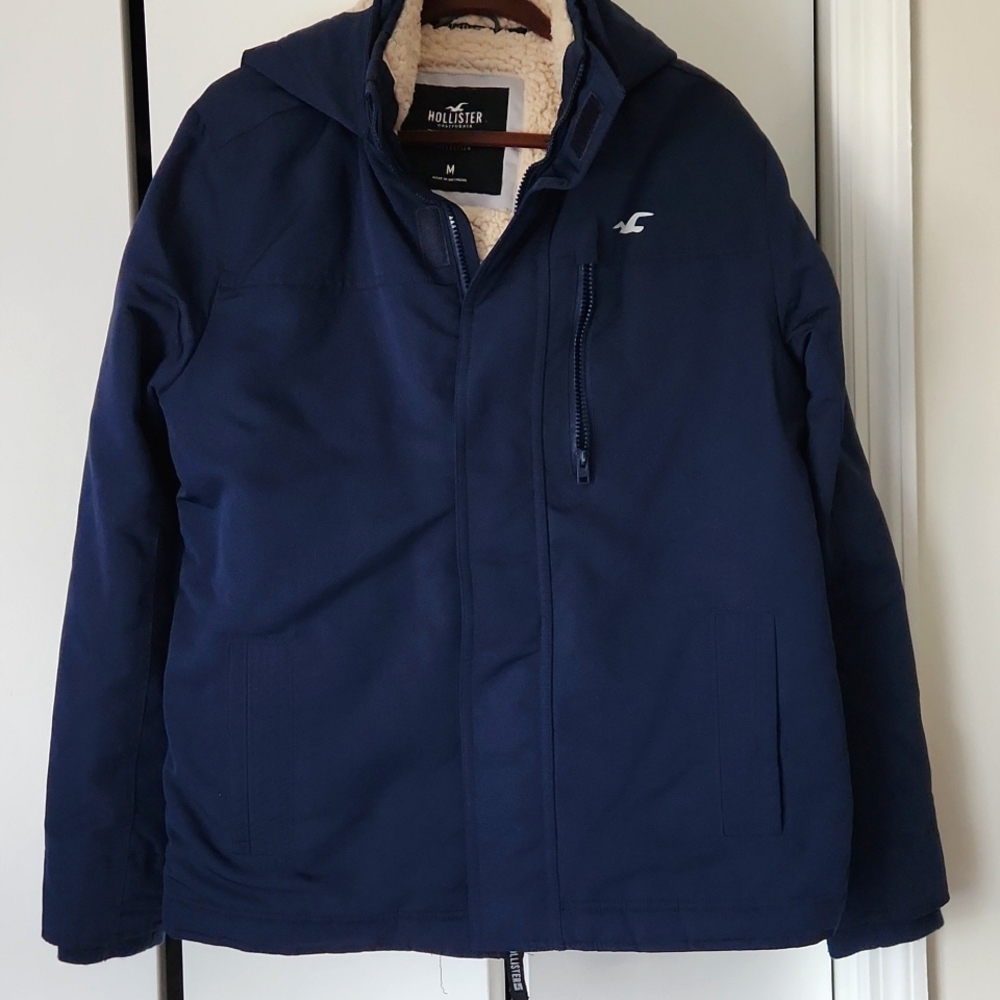 WINTER SALE‼️ Hollister Fleece lined coat EUC (size medium) Navy Blue, Unisex - Picture 2 of 7